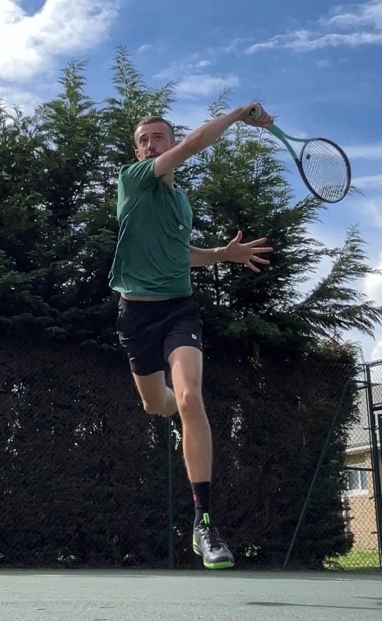 Toby Daeche - Tennis Coaching Action